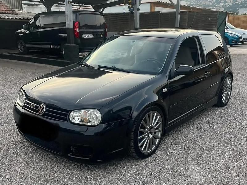 Noir Utilisé 2003 VW Golf IV R Berline | 25 000 € - Image 1/4