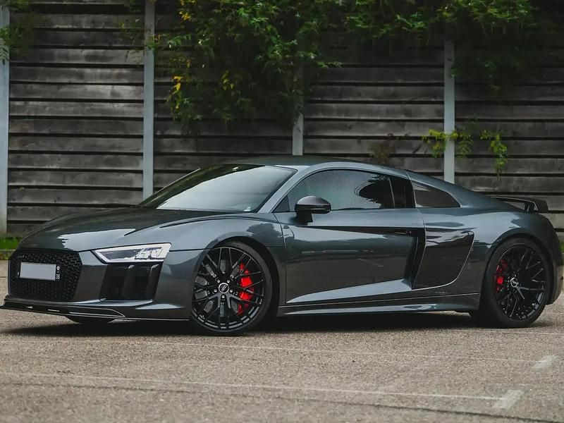 Gris Utilisé 2015 Audi R8 Coupé Coupé | 109 990 € (Super prix) - Image 1/4