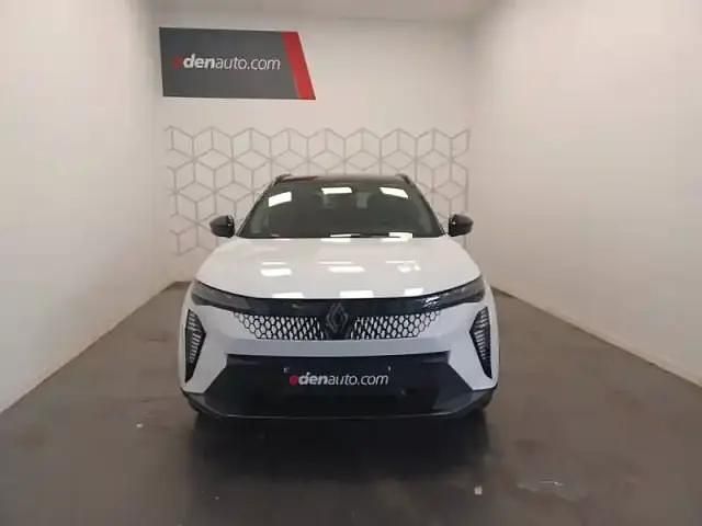 Blanc qnc+ noir gne Occasion 2025 Renault Scenic E-Tech Techno SUV | 39 990 € - Image 1/4