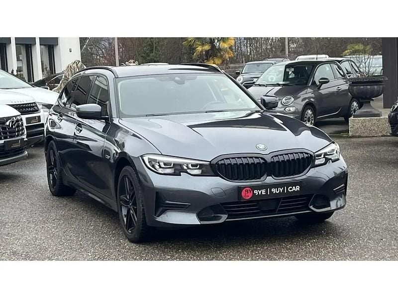 Occasion BMW 330e Sport Line 184 ch (135 kW) 2022 Gris Break