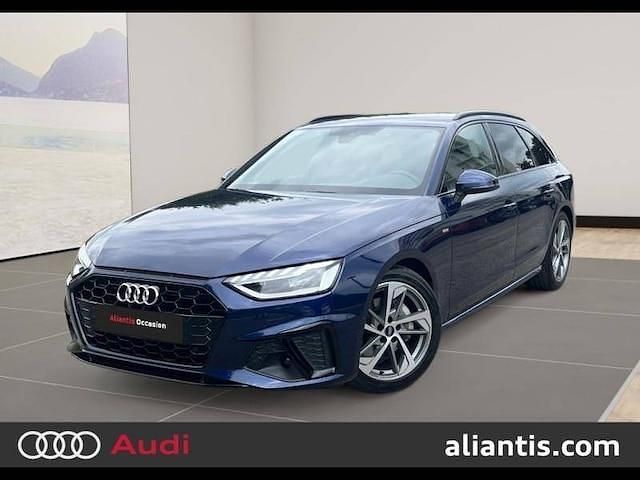 Bleu navarre métallisé Utilisé 2024 Audi A4 Competition Break | 47 780 € - Image 1/4