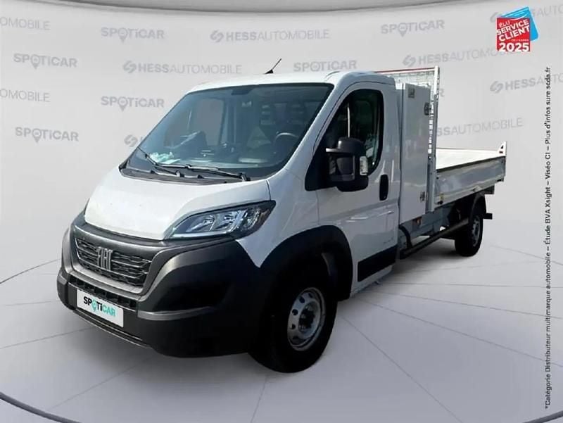 Blanc Utilisé 2023 Fiat Ducato Van | 28 999 € (Super prix) - Image 1/4