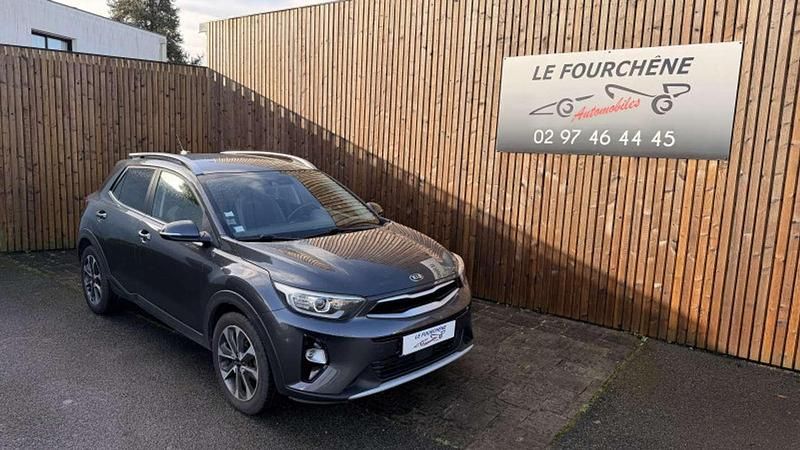 Occasion Kia Stonic Launch Edition 122 ch (89 kW) 2017 Gris SUV