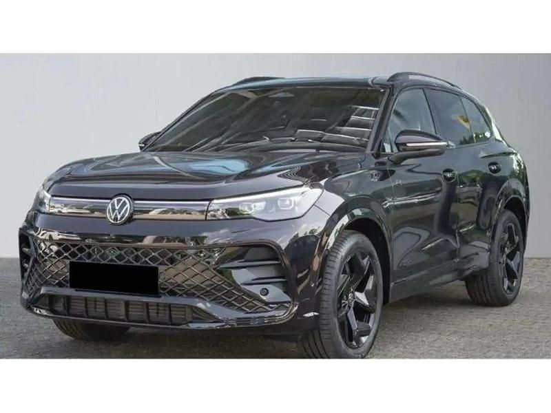 Noir Nouvelle 2024 VW Tiguan R-line SUV | 45 025 € (Bon prix) - Image 1/4