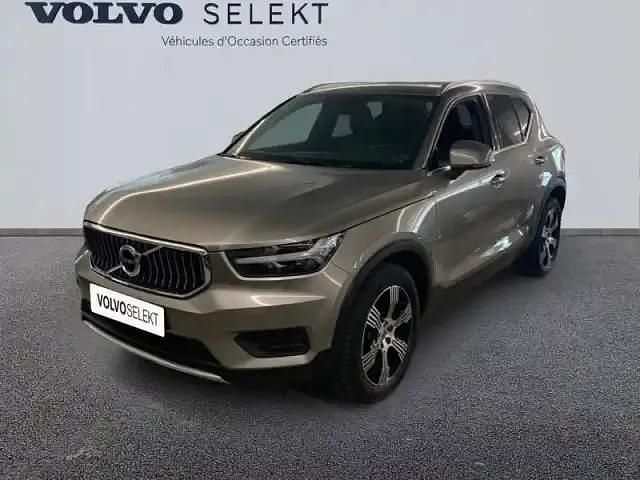 Gris pebble metallise 727 Occasion 2021 Volvo XC40 SUV | 32 900 € (Prix juste) - Image 1/4