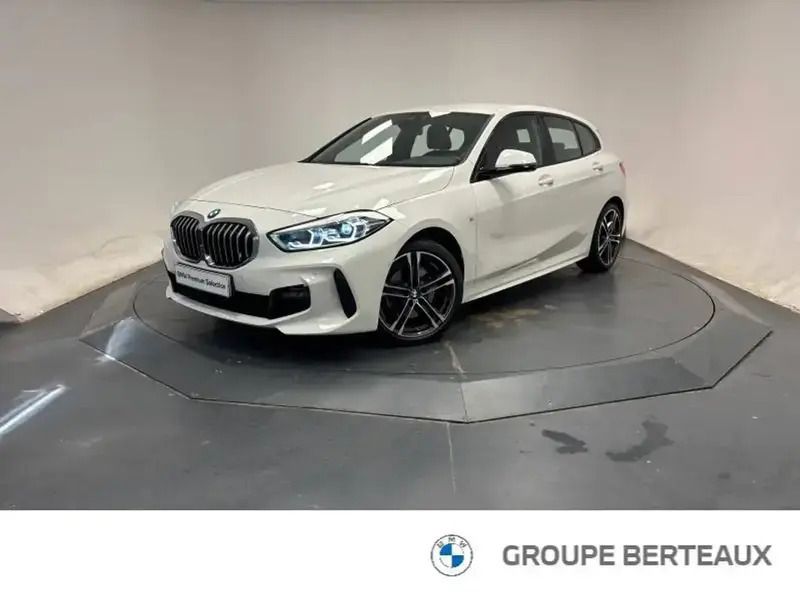 Blanc Utilisé 2022 BMW 118 M Sport Citadine | 31 990 € (Prix juste) - Image 1/4