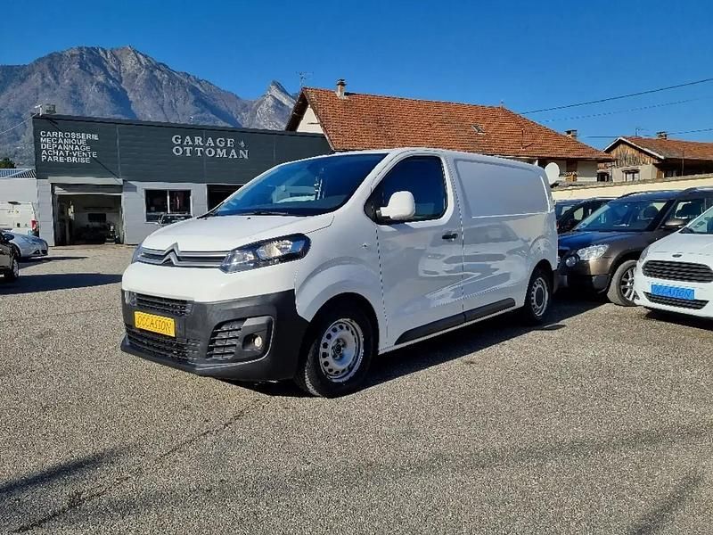 Utilisé 2017 Citroën Jumpy Business Class Monospace | 14 990 € (Prix juste) - Image 1/4
