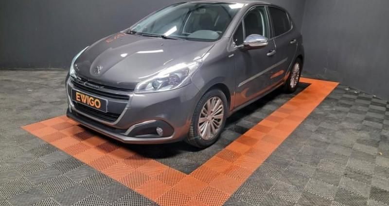 Gris Utilisé 2018 Peugeot 208 Style Citadine | 7 990 € (Prix juste) - Image 1/4