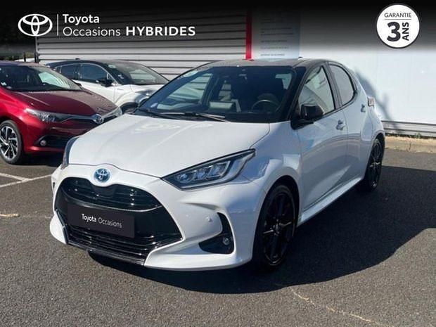 Noir Utilisé 2022 Toyota Yaris Hybrid | 20 990 € (Prix juste) - Image 1/4