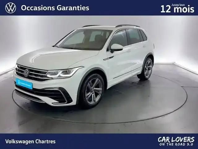 Blanc pur Occasion 2024 VW Tiguan R-line SUV | 39 970 € (Prix juste) - Image 1/4