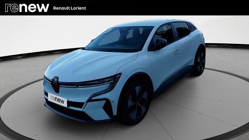 Blanc Occasion 2022 Renault Megane E-Tech Equilibre Berline | 20 990 € (Bon prix) - Image 1/4