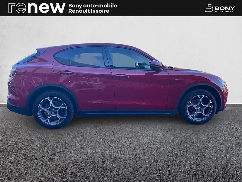 Occasion Alfa Romeo Stelvio Sprint 190 ch (139 kW) 2022 Rouge SUV