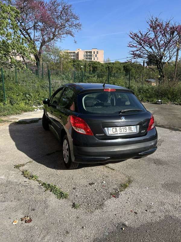 Image 4/4