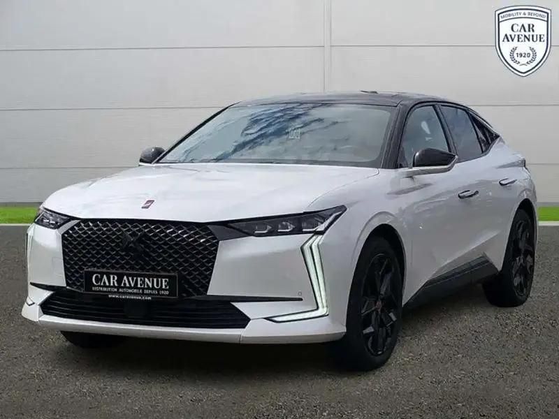 Blanc Utilisé 2023 DS Automobiles DS4 Performance Line Plus Berline | 27 169 € (Super prix) - Image 1/4