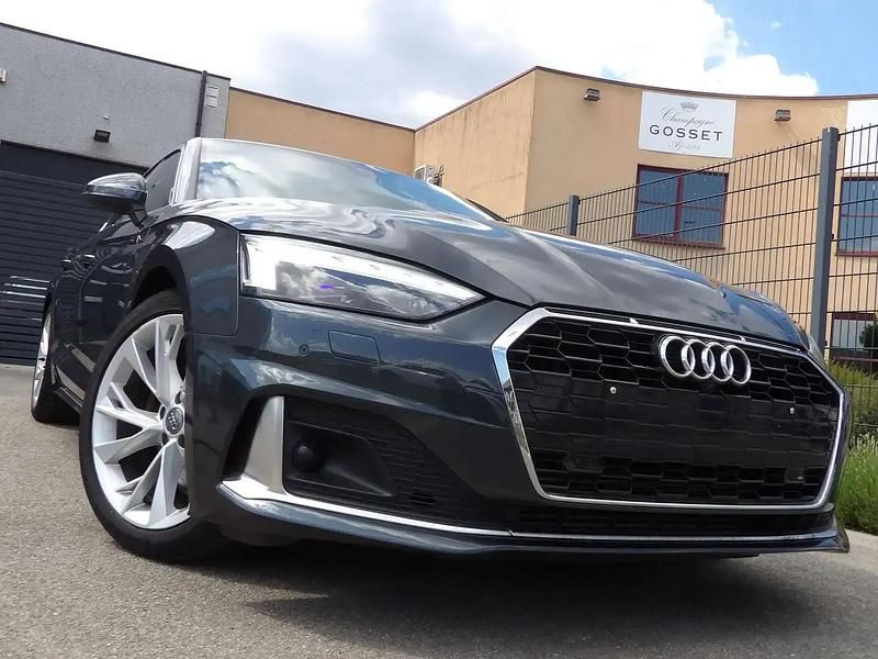 Gris Occasion 2020 Audi A5 Sportback Sport Citadine | 27 850 € (Bon prix) - Image 1/4