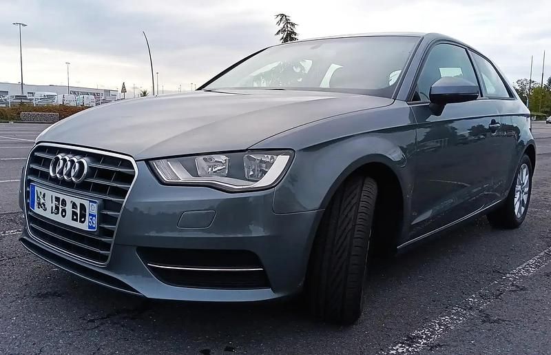 Utilisé 2015 Audi A3 Attraction Berline | 12 200 € - Image 1/4