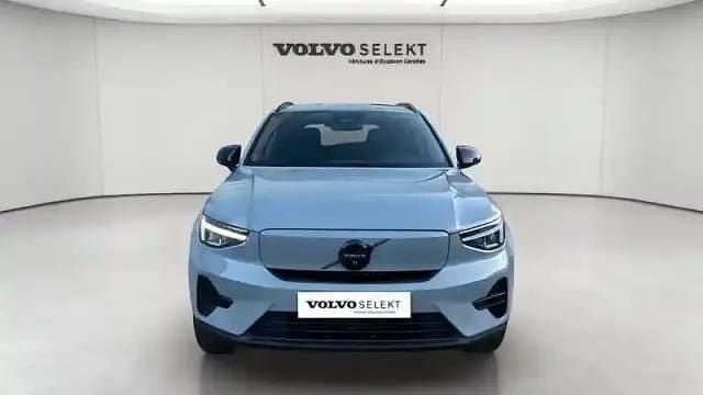 Gris brume Occasion 2025 Volvo EX40 SUV | 50 900 € (Prix juste) - Image 1/4