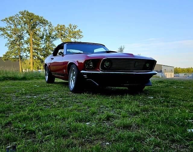 Rouge Utilisé 1969 Ford Mustang Cabriolet | 84 000 € - Image 1/4