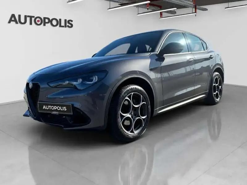 Gris Utilisé 2023 Alfa Romeo Stelvio Sprint SUV | 49 220 € (Prix cher) - Image 1/4