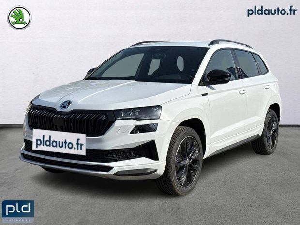 Blanc Nouvelle 2025 Skoda Karoq SportLine SUV | 38 490 € (Prix cher) - Image 1/4
