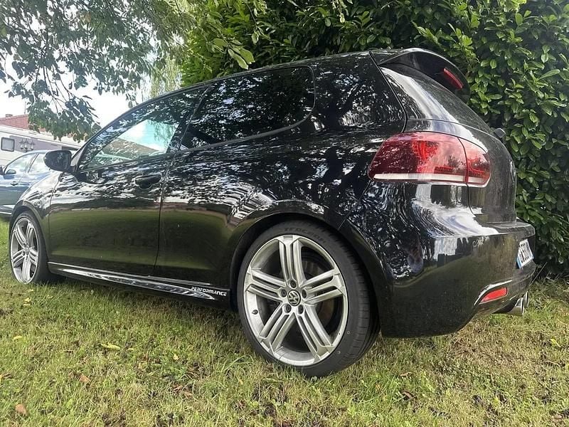 Utilisé 2010 VW Golf VI R Berline | 12 900 € (Super prix) - Image 1/4