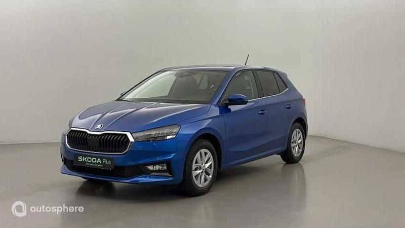 Bleu Utilisé 2024 Skoda Fabia Ambition Citadine | 17 999 € (Prix juste) - Image 1/4