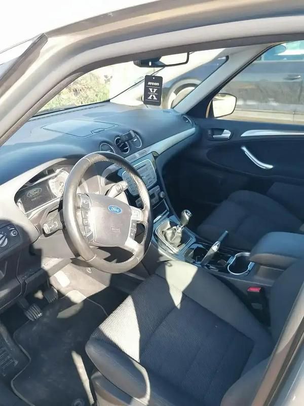 Occasion Ford S-MAX Titanium 140 ch (102 kW) 2010 Monospace