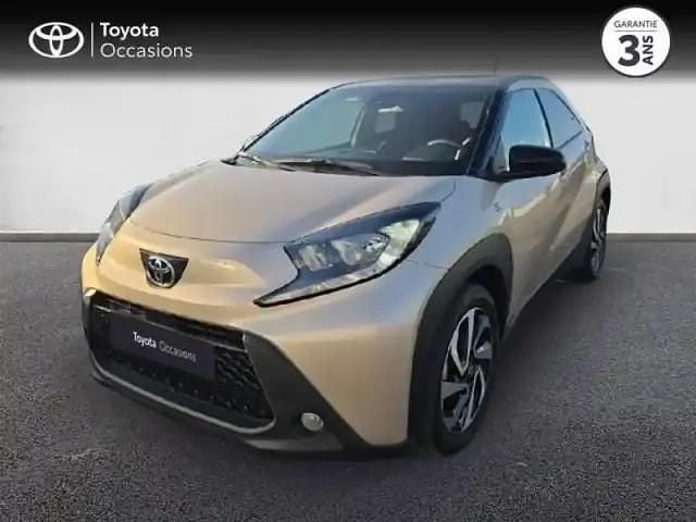 Noir Utilisé 2024 Toyota Aygo X Design SUV | 16 980 € - Image 1/4