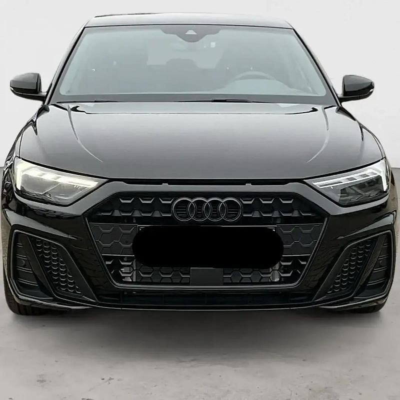 Noir Utilisé 2025 Audi A1 Sportback Citadine | 31 294 € (Prix cher) - Image 1/4