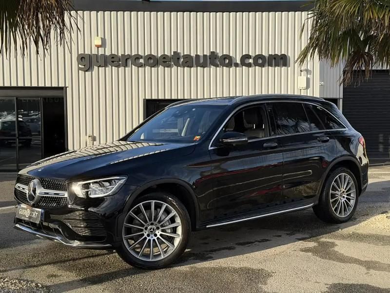 Noir Occasion 2022 Mercedes GLC220 AMG line SUV | 41 990 € - Image 1/4