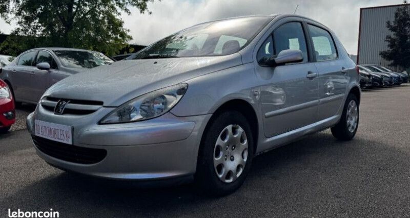 Gris Utilisé 2003 Peugeot 307 Berline | 3 990 € (Prix cher) - Image 1/4