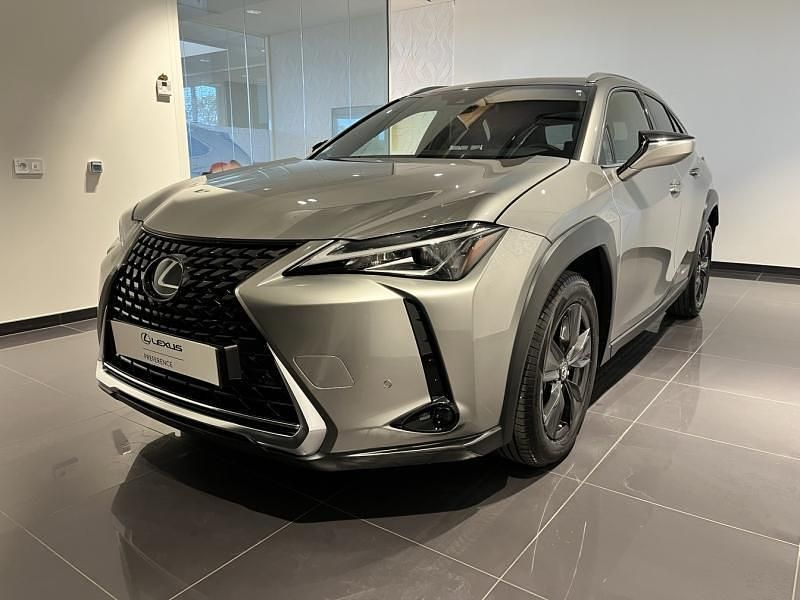 Gris Utilisé 2020 Lexus UX 250h SUV | 21 990 € (Prix juste) - Image 1/4