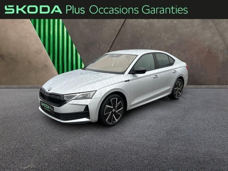 Gris Utilisé 2025 Skoda Octavia SportLine Berline | 39 900 € - Image 1/3