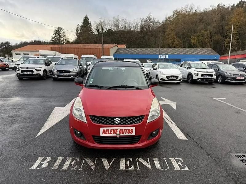 Rouge Occasion 2013 Suzuki Swift Berline | 5 490 € (Prix cher) - Image 1/4