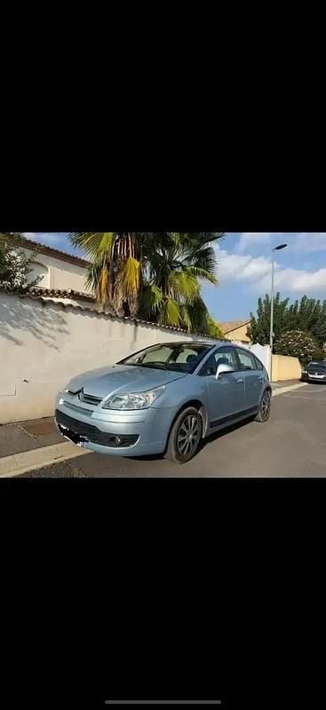 Gris Utilisé 2005 Citroën C4 Dynamique Berline | 3 600 € - Image 1/4