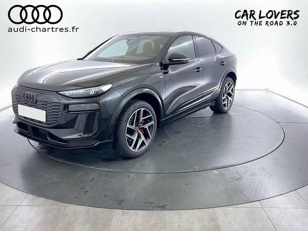 Noir Nouvelle 2025 Audi Q6 e-tron S-Line SUV | 95 900 € (Prix cher) - Image 1/4