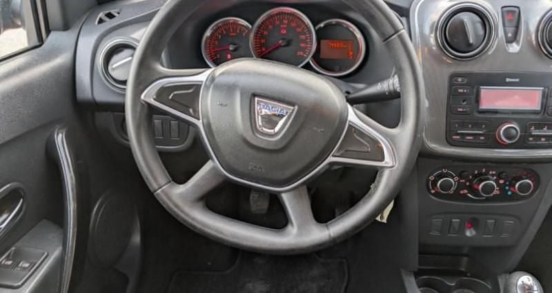 Image 4/4