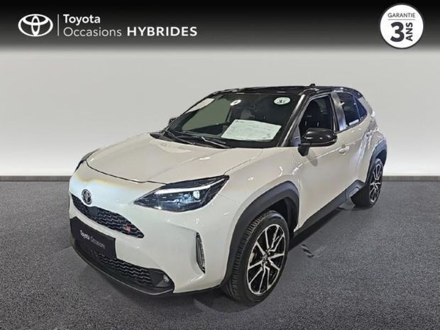 Gris Utilisé 2024 Toyota Yaris Hybrid Sport | 26 690 € (Prix cher) - Image 1/4