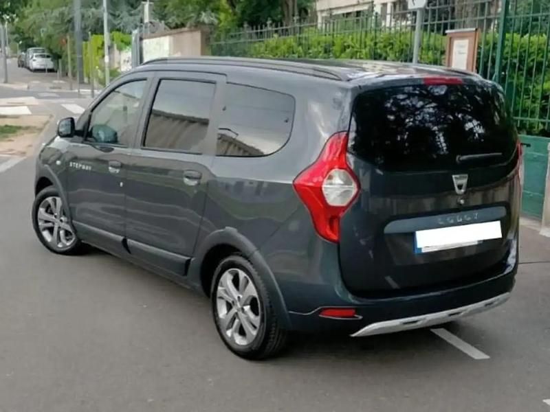 Occasion Dacia Lodgy Stepway 110 ch (80 kW) 2017 Gris Monospace
