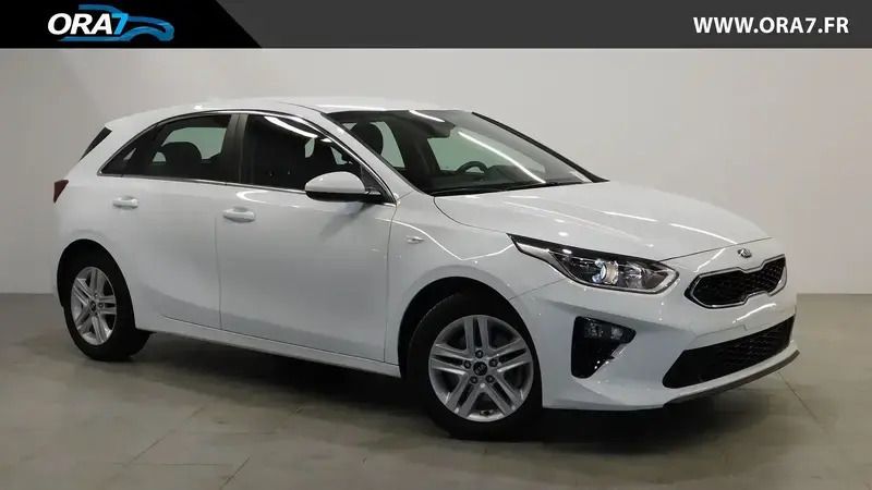 Utilisé 2020 Kia Ceed Active Berline | 18 490 € (Prix juste) - Image 1/4