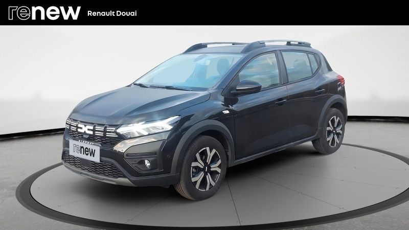 Noir Utilisé 2024 Dacia Sandero Expression Citadine | 16 999 € (Prix juste) - Image 1/4