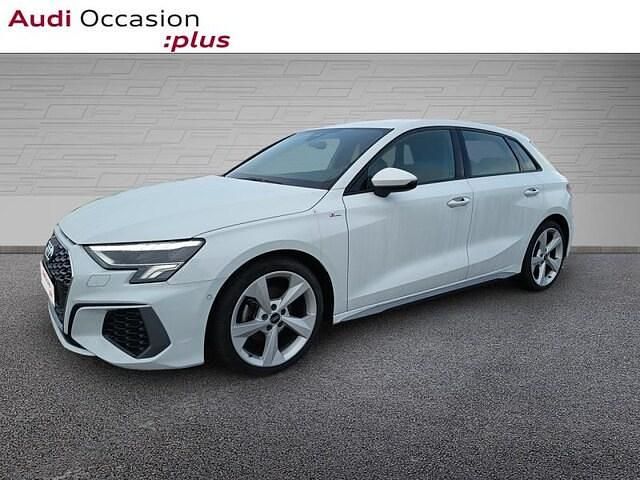 Blanc glacier métallisé Utilisé 2023 Audi A3 S-Line | 30 387 € (Prix juste) - Image 1/4