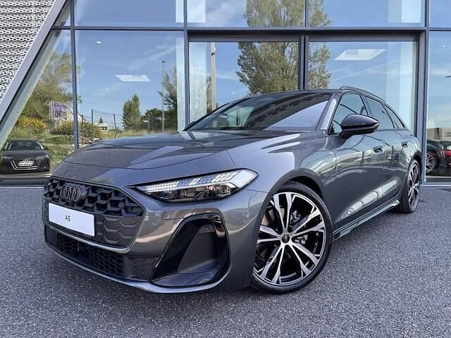 Gris daytona nacré Utilisé 2025 Audi A5 Design Coupé | 74 990 € - Image 1/4