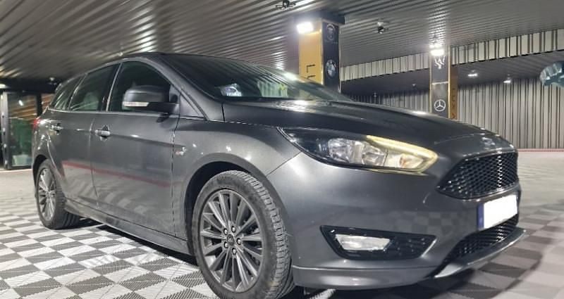 Occasion 2017 Ford Focus ST-Line Break | 10 990 € (Bon prix) - Image 1/4