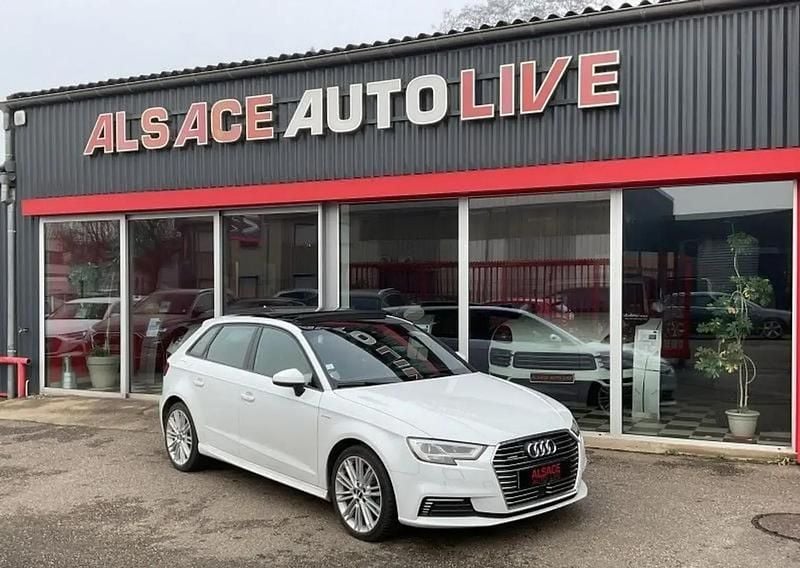 Occasion Audi e-tron Design 151 ch (111 kW) 2016 Blanc SUV