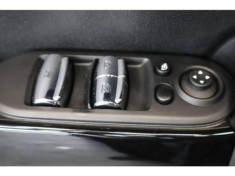 Occasion Mini Cooper Premium Plus 136 ch (100 kW) 2024 Citadine