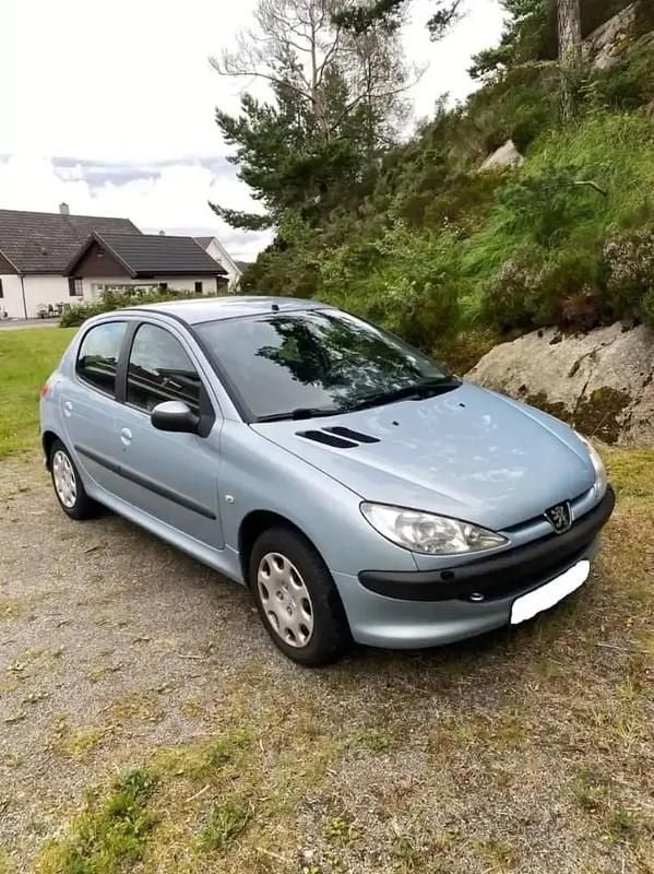 Gris Utilisé 2008 Peugeot 206 Berline | 1 200 € (Super prix) - Image 1/4