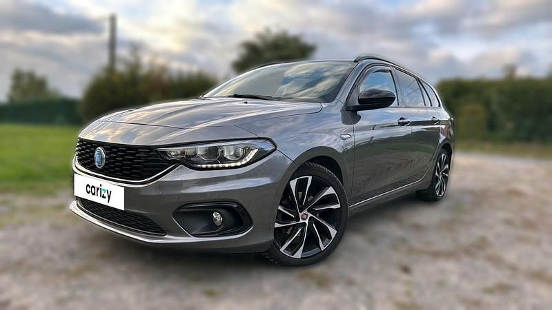 Gris Occasion 2018 Fiat Tipo Wagon Break | 8 300 € (Bon prix) - Image 1/4