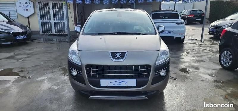 Utilisé 2010 Peugeot 3008 Monospace | 5 990 € (Prix juste) - Image 1/4