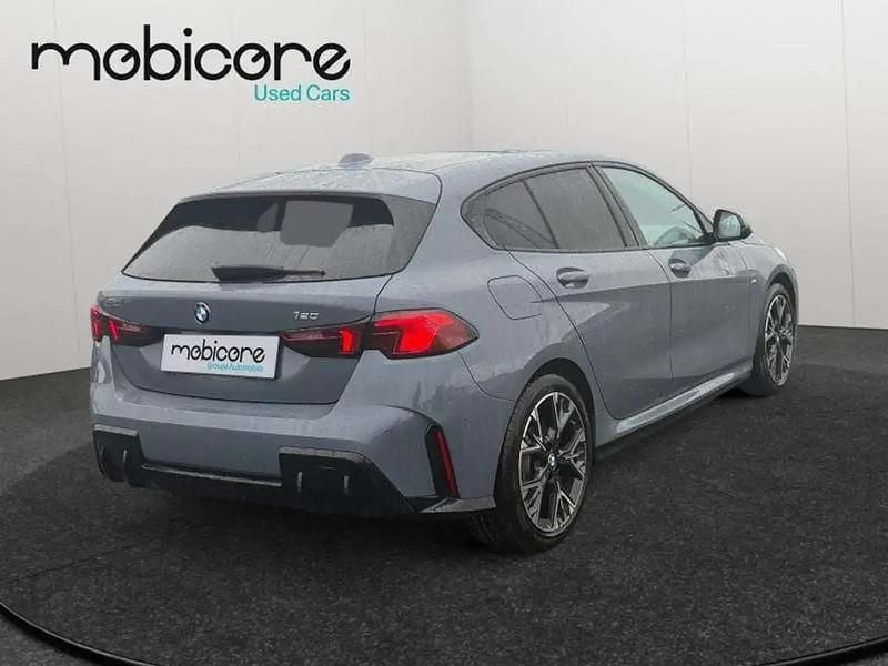 Occasion BMW 120 Sport Line 156 ch (114 kW) 2025 Gris Citadine